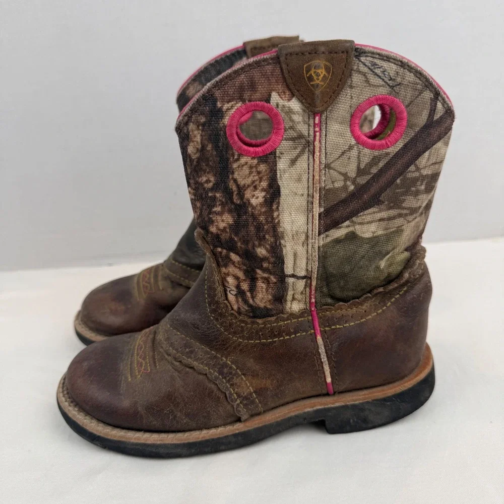 Ariat fatbaby western
